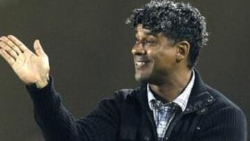 Rijkaard podrá contar con Arda Turan contra el Atlético de Madrid