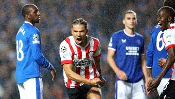 GLASGOW - Armando Obispo of PSV Eindhoven celebrates 2-2 during the UEFA Champions League play-off match between Rangers FC and PSV Eindhoven at the Ibrox Stadium on August 16, 2022 in Glasgow, Scotland. ANP ROBERT PERRY (Photo by ANP via Getty Images)