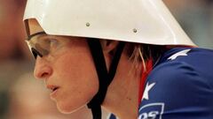 La estadounidense Rebecca Twigg antes de tomar la salida en la primera ronda de los 3 kil&oacute;metros de Persecuci&oacute;n de los Mundiales de Pista de Perth de 1997.