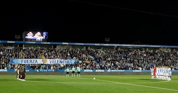 Leganés homenajeó a las víctimas de la DANA en Valencia con un emotivo minuto de silencio. 