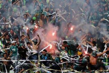 La hinchada de Santiago Wanderers sew constituyó como una de las más numerosas del año.