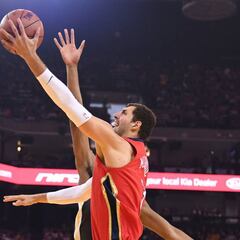 Partidazo de Mirotic (28+6+4+3) y victoria contra los Warriors