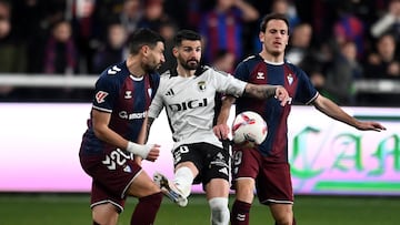 23/11/24 PARTIDO SEGUNDA DIVISION
BURGOS CF - SD EIBAR
Pipa del Burgos y Puertas y Bautista del Eibar