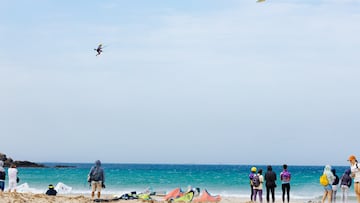 Kitesurf Big Air en la playa de Balneario, Tarifa, durante la Spain Kiteboarding League 2025