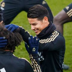 "James no satisface al United en cambio por Pogba"