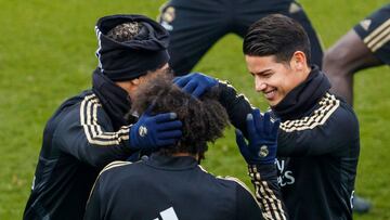 James Rodríguez no satisface al Manchester United en el intercambio por Pogba