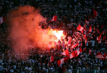 Soccer Football - Peru v New Zealand - 2018 World Cup Qualifying Playoffs - National Stadium, Lima, Peru - November 15, 2017. Peru's fans celebrate after their victory. REUTERS/Mariana Bazo