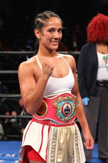 Amanda Serrano, en el olimpo del boxeo profesional