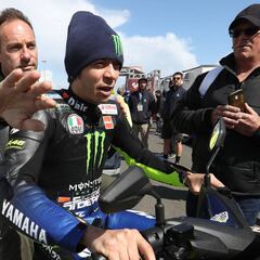 Rossi no quería la Q2 domingo y Dovizioso hace una crítica