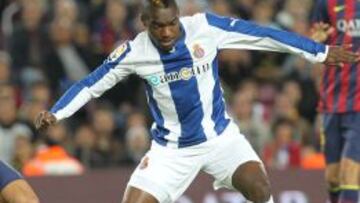 EXPECTANTE. Thievy, en el Alcorcón-Espanyol de Copa, su último partido hasta el momento.