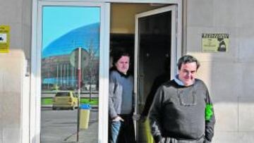 <b>REUNIÓN. </b>Beppe Casalini, socio de Slam, y su delegado en el norte de España, Pedro Fusté, saliendo del club.