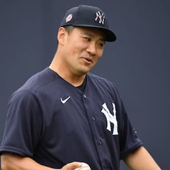 Línea de Stanton golpea a Tanaka y lo noquea en práctica de Yankees