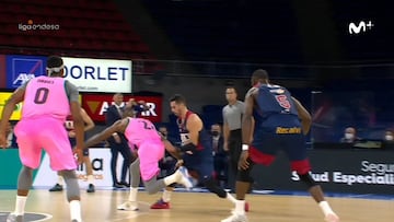 Luca Vildoza y sus mejores jugadas en el TD Systems Baskonia - Barcelona