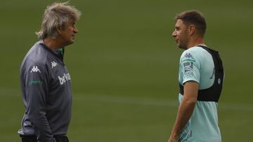 Joaqu&iacute;n, junto a Pellegrini. 