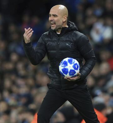 El entrenador español siempre ha salido por voluntad propia de los clubes en los que ha estado. Ha entrenado al Barcelona B, Barcelona, Bayern Múnich, y actualmente al Manchester City.