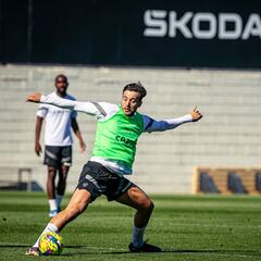 Nico vuelve al trabajo y apunta a Almería