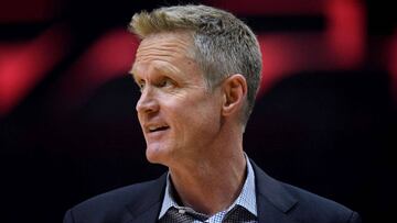 Kerr critica el físico de Warriors: "Somos como los jugadores de voleibol, altos y larguiruchos"