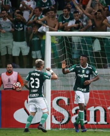 Gran partido de Yerry Mina en la Copa Libertadores 