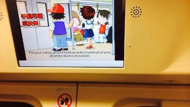 Ash enseña cómo ser buen pasajero en el metro de Taiwán