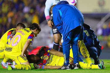América headache gets worse