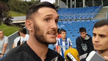 Lucas Pérez: "El entrenador nos pide que trabajemos en defensa"