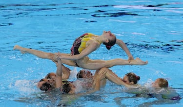 Abrakadapra! España pone la formación de hielo con bronce acrobático