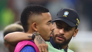 Soccer Football - FIFA World Cup Qatar 2022 - Group G - Cameroon v Brazil - Lusail Stadium, Lusail, Qatar - December 2, 2022 Brazil's Gabriel Jesus and Neymar after the match REUTERS/Paul Childs