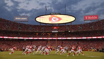 KANSAS CITY, MISSOURI - SEPTEMBER 07: A general view of action in the first quarter of the game between the Kansas City Chiefs and the Detroit Lions at GEHA Field at Arrowhead Stadium on September 07, 2023 in Kansas City, Missouri.   Jamie Squire/Getty Images/AFP (Photo by JAMIE SQUIRE / GETTY IMAGES NORTH AMERICA / Getty Images via AFP)