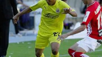 <b>BALUARTE. </b>Jefferson Montero buscará con sus goles aupar la moral del Villarreal B.
