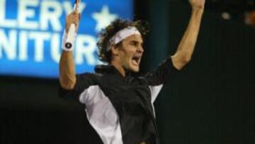 <b>INVENCIBBLE. </B>Federer sumó en Houston su undécimo título de la temporada.