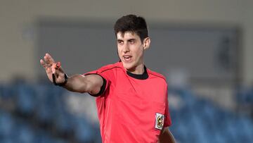 Busquets Ferrer, durante un partido de Segunda B.