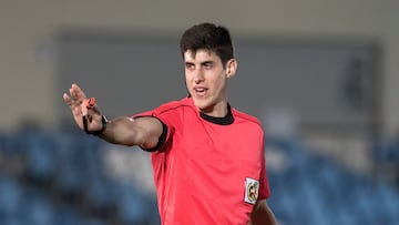 Busquets Ferrer, durante un partido de Segunda B.