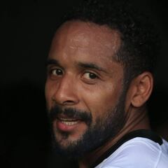 El perfil revolucionario que ha cultivado Beausejour en Chile