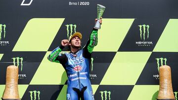 Brno (Czech Republic), 09/08/2020.- Italian Moto2 rider Enea Bastianini of Italtrans Racing team celebrates on the podium after winning the Moto2 race of the Motorcycling Grand Prix of the Czech Republic at Masaryk circuit in Brno, Czech Republic, 09 August 2020. (Motociclismo, Ciclismo, Rep&uacute;blica Checa) EFE/EPA/MARTIN DIVISEK