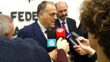 Tebas: "La FIFA no va a dejar fuera del Mundial a España"