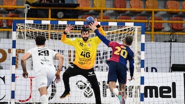 Rodrigo Corrales le detiene a Aleix Gomez en penalti decisivo.