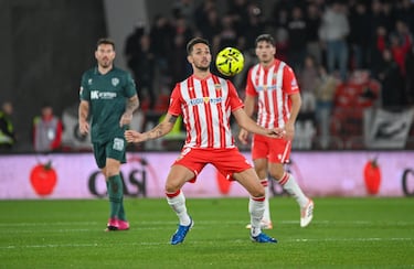 Aprobados y suspensos del Almería: sin el premio del gol