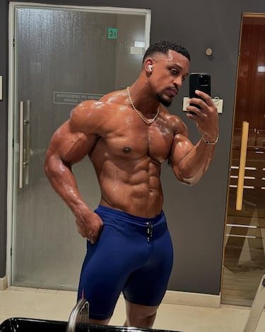 Desde flexiones en la terraza a las 3 de la mañana, sumergir la cara en hielo, pasarse piel de plátano por la cara... 