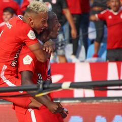 América vence al DIM en el regreso de su hinchada al Pascual