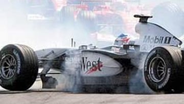 <b>ACCIDENTE EN 2003. </b>Raikkonen fue, junto con Barrichello, el mayor perjudicado por la colisión múltiple provocada por Ralf. Es sólo una más de las desgracias alemanas de Kimi.