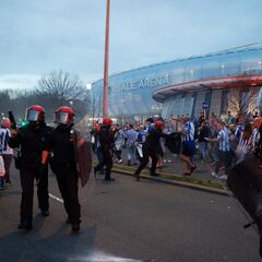 La Ertzaintza tiene que cargar en los aledaños de Anoeta