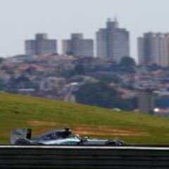 Rosberg vuelve a conseguir la pole y Alonso saldrá último