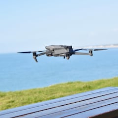 Un dron militar se topa con el naufragio submarino más importante de Francia y encuentran algo que no debería estar ahí