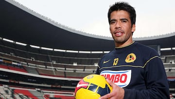 ENTRENAMIENTO
SOCCER/FUTBOL
AGUILAS AL ACECHO
MEXSPORT DIGITAL IMAGE
15 January 2009: Photo of Pavel Pardo of America team./Foto de Pavel Pardo del equipo de America. MEXSPORT/