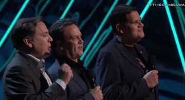Shawn Layden, Phil Spencer y Reggie Fils-Aime, en The Game Awards 2018.