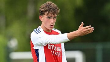 Un prodigio del Arsenal hace historia… ¡con 14 años!