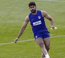 Diego Costa entrenó en el Cerro con total normalidad