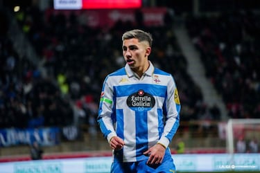 El mago deportivista volvió a decidir desde los once metros, en el añadido. Por ver los partidos del deportivista se paga una entrada.