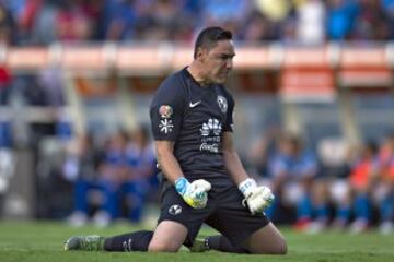 Las Águilas del América terminaron dando una voltereta histórica ante Cruz Azul tras ir perdiendo al medio tiempo por tres goles.