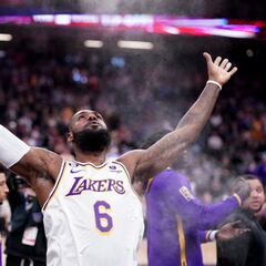 Will LeBron James pass Abdul-Jabbar’s all-time scoring record Thursday?